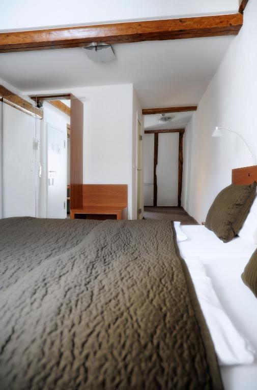 Hotel Fuchs "Life-Style Mit Night-Life" Saarbrücken Rum bild